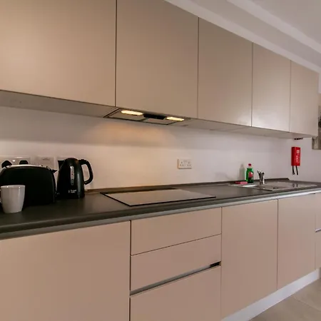 Comfort Retreat- Short Walk To Attractions Apartment Is-Swieqi