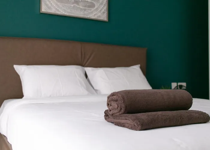 Comfort Retreat- Short Walk To Attractions Apartamento