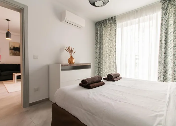 Comfort Retreat- Short Walk To Attractions